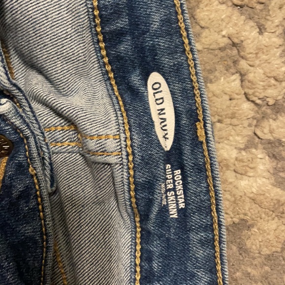 Old Navy rockstar super skinny jeans Size 12 - Picture 2 of 4